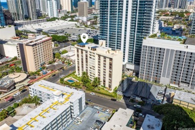 Beach Condo For Sale in Honolulu, Hawaii
