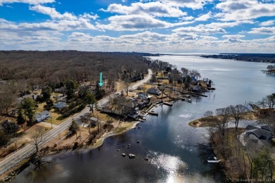 Beach Home For Sale in Waterford, Connecticut
