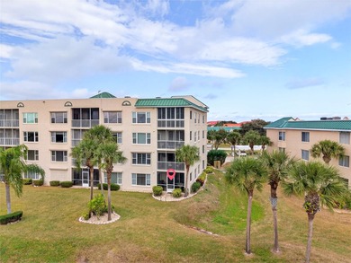 Beach Condo For Sale in New Smyrna Beach, Florida