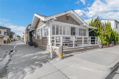 Beach Home For Sale in Newport Beach, California