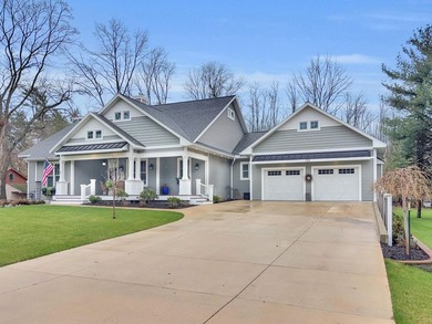 Beach Home Sale Pending in Pentwater, Michigan