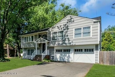 Beach Home For Sale in Belford, New Jersey