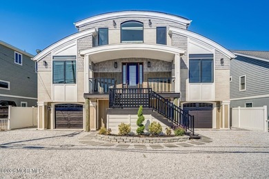 Beach Home For Sale in Manahawkin, New Jersey