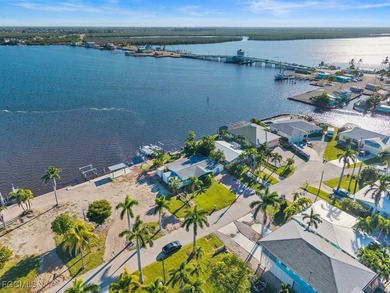 Beach Home For Sale in Matlacha, Florida