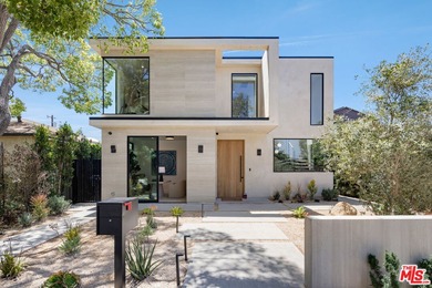 Beach Home For Sale in Venice, California