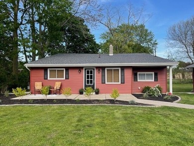 Beach Home For Sale in Saint Joseph, Michigan
