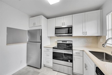 Beach Condo For Sale in Sunrise, Florida