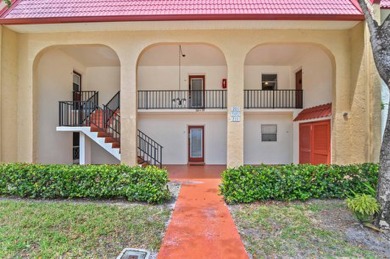 Beach Condo For Sale in West Palm Beach, Florida