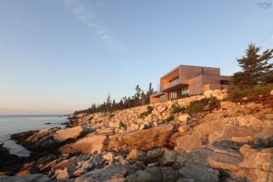 Beach Home For Sale in Northwest Cove, 