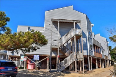 Beach Condo For Sale in Norfolk, Virginia