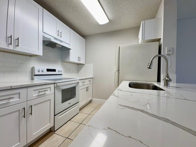 Beach Condo For Sale in Boynton Beach, Florida