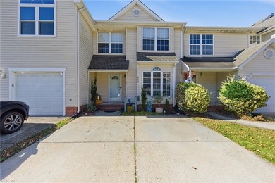 Beach Townhome/Townhouse For Sale in Hampton, Virginia
