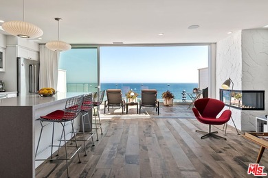 Beach Condo For Sale in Malibu, California