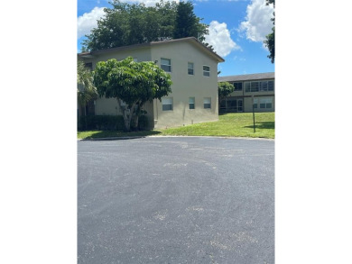 Beach Condo For Sale in Margate, Florida