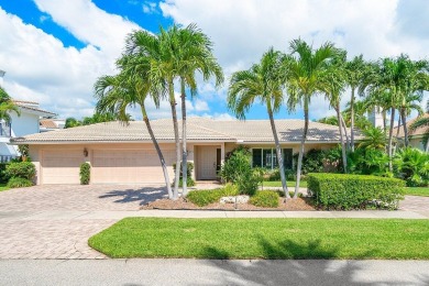 Beach Home For Sale in Boca Raton, Florida