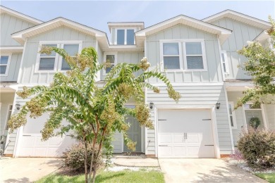 Beach Condo For Sale in Daphne, Alabama