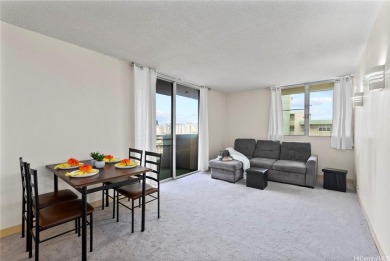 Beach Condo For Sale in Honolulu, Hawaii