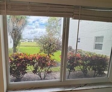 Beach Condo For Sale in Delray Beach, Florida