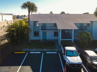 Beach Condo For Sale in Cape Coral, Florida