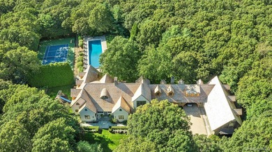 Beach Home For Sale in East Hampton, New York
