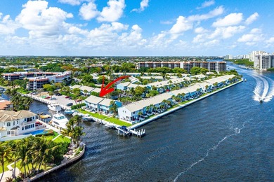 Beach Townhome/Townhouse For Sale in Boca Raton, Florida