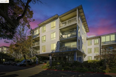 Beach Condo For Sale in Emeryville, California