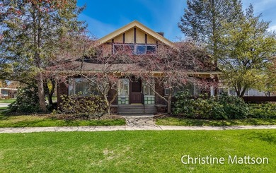 Beach Home For Sale in Muskegon, Michigan