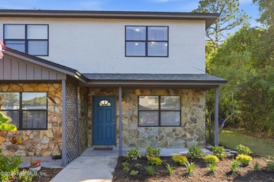 Beach Townhome/Townhouse For Sale in Ponte Vedra Beach, Florida