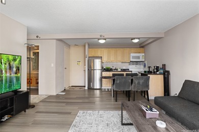 Beach Condo For Sale in Honolulu, Hawaii