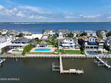 Beach Home For Sale in Mantoloking, New Jersey