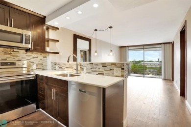 Beach Condo For Sale in Lauderdale Lakes, Florida