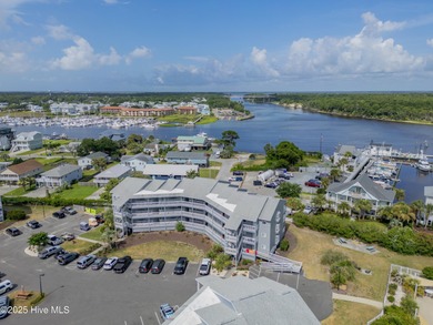 Beach Condo For Sale in Carolina Beach, North Carolina