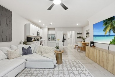 Beach Townhome/Townhouse For Sale in Naples, Florida