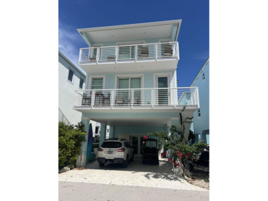 Beach Home For Sale in Key Largo, Florida