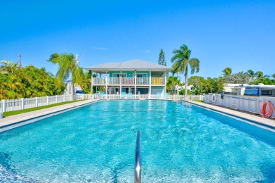 Beach Home For Sale in Big Coppitt, Florida