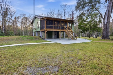 Beach Home For Sale in Cedar Key, Florida