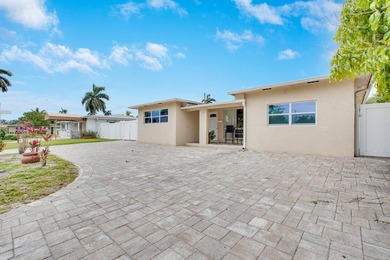 Beach Home For Sale in Hollywood, Florida