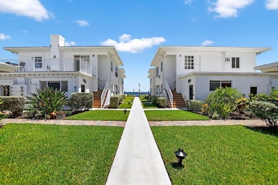 Beach Condo For Sale in Hillsboro Beach, Florida