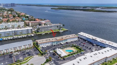 Beach Condo For Sale in North Palm Beach, Florida