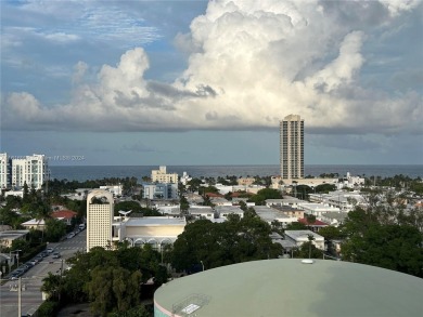 Beach Condo For Sale in Miami Beach, Florida