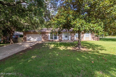 Beach Home For Sale in Ocean Springs, Mississippi