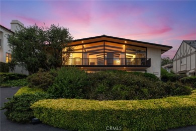 Beach Home For Sale in Palos Verdes Estates, California