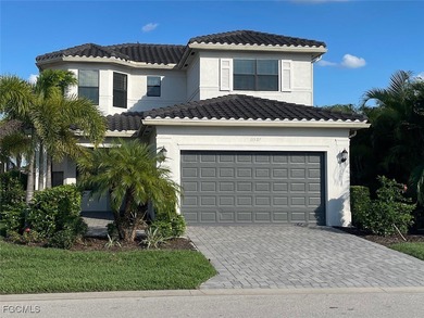 Beach Home For Sale in Fort Myers, Florida