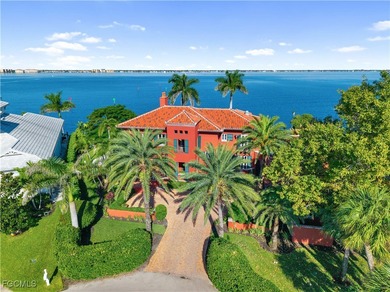 Beach Home For Sale in Fort Myers, Florida