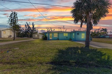 Beach Home For Sale in Punta Gorda, Florida