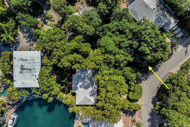 Beach Lot For Sale in Plantation Key, Florida