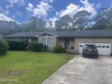 Beach Home For Sale in Wilmington, North Carolina