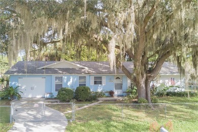 Beach Home For Sale in Fort Myers, Florida