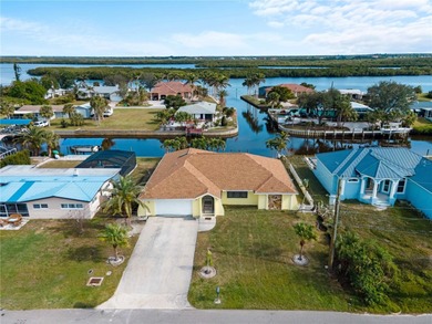 Beach Home For Sale in Punta Gorda, Florida
