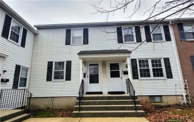 Beach Townhome/Townhouse Sale Pending in Stamford, Connecticut
